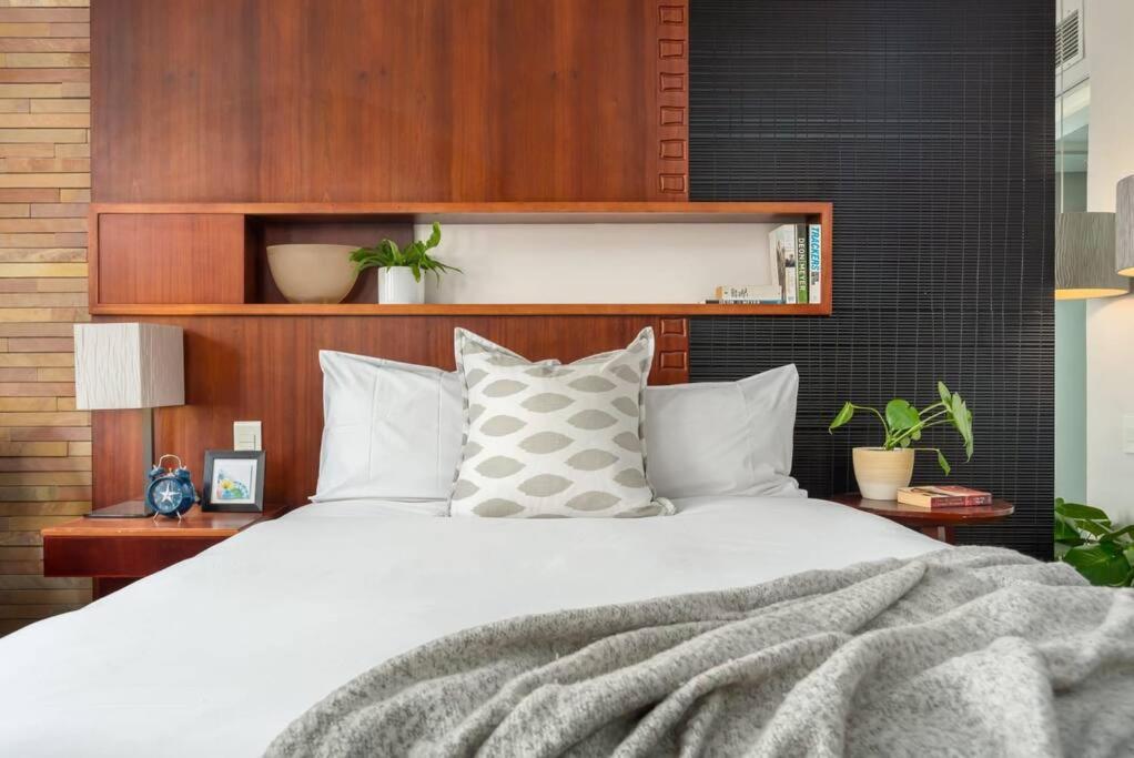 Central Modern City Escape Apartment! Le Cap Extérieur photo